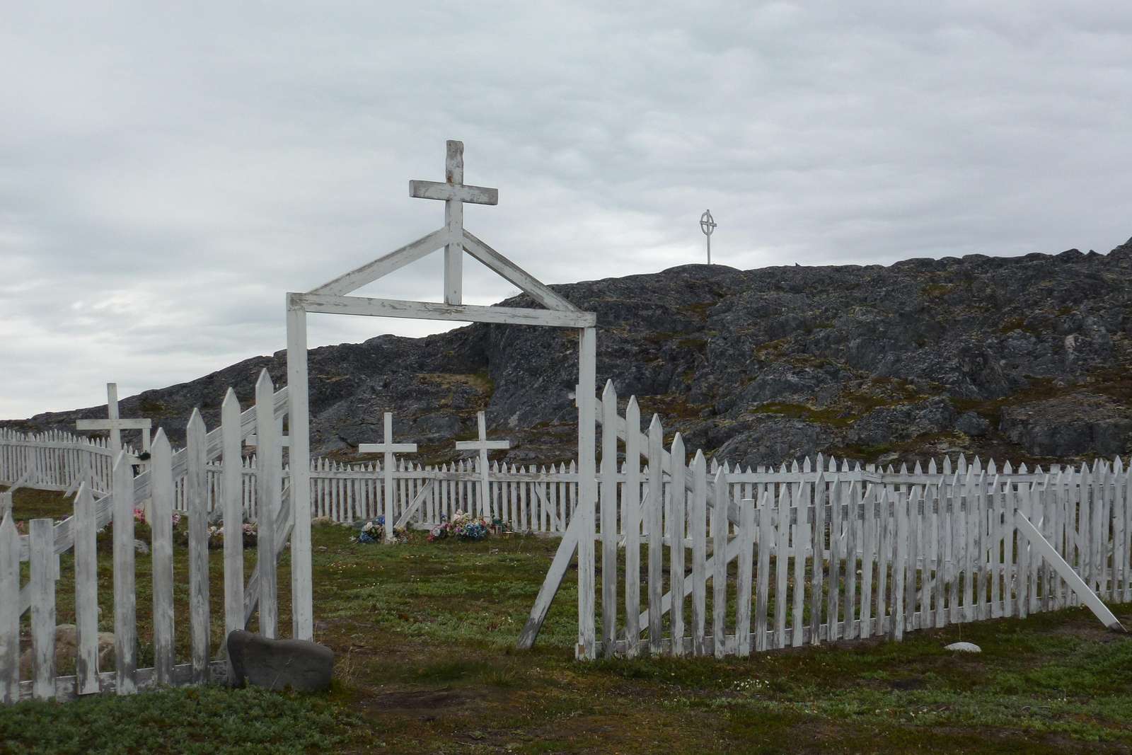 Graveyard in Itilleq