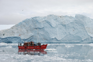 Red fishing boat, Ilulissat