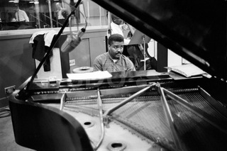 Ray Bryant. Having a recording session with Herb Ellis All Stars, New York, 1962