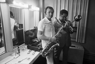 Stan Getz and Dizzy Gillespie. Backstage, New York, 1976