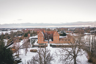 Gisselfeld Kloster med sne