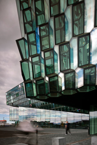 Harpa Concert Hall Iceland Photo by Nic Lehoux 498.066