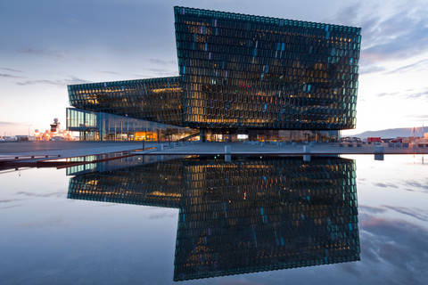 Harpa Concert Hall Iceland Photo by Nic Lehoux 498.089