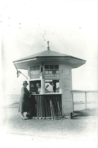Kiosk ved Mommarkfærgen ca 1930 Faaborg