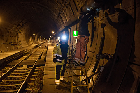 Maintenance of the East tunnel