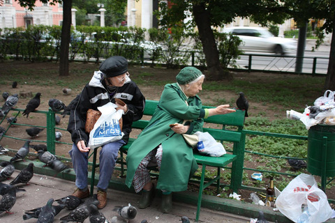 Elderly women in Moscow