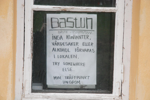 Door sign, Bastun