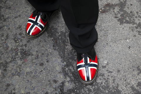 Shoe with norwegian flag