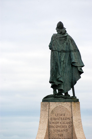 Statue of Leif Ericsson