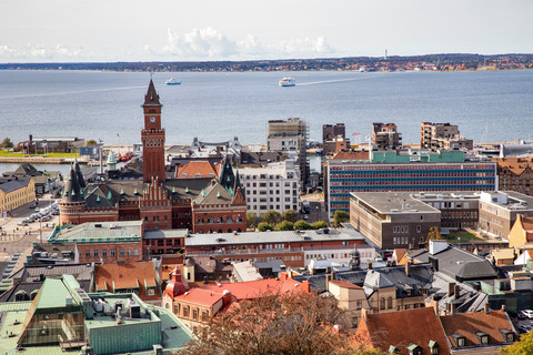 Utsikt över staden mot Danmark.jpg