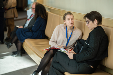 Conversation in the hallway, Nordic Council session 2019