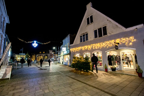 Julepynt på gågaden i Sønderborg 2019 0054