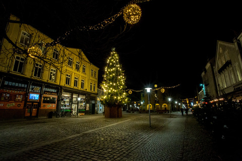 Julepynt på gågaden i Sønderborg 2019 0061
