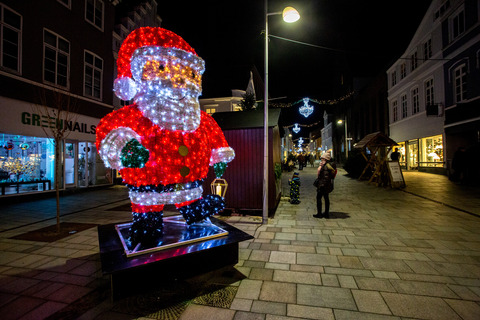 Julepynt på gågaden i Sønderborg 2019 0015