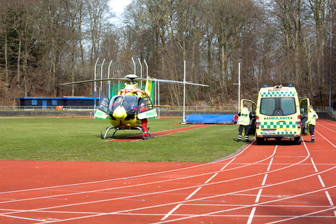 Helikoptor Ambulance  90A1867