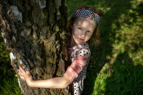 Pige krammer træ til spilopspejd