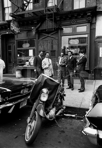 Albert Ayler. And his quintet outside Slugs, in New York, 1966. From left Donald Ayler, Albert Ayler, Lewis Worrell, Ronald Shannon Jackson and Michael Sampson