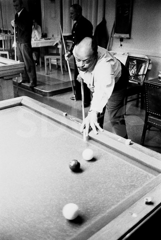 Ben Webster. Playing poole with Don Byas, in Copenhagen, 1965