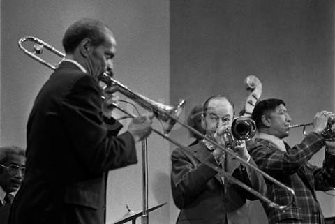 Bobby Hackett, Doc Cheatham, Vic Dickenson, Oliver Jackson, and Arvell Shaw. In "Concert for SATCHMO (Louis Armstrong), New York, 1976