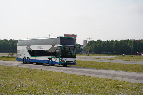 Der Münchner Bergbus auf der Theresienwiese