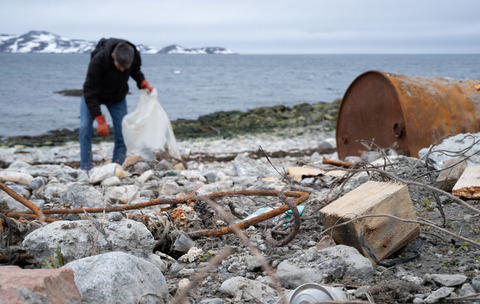 Trash on the beach, Nuuk