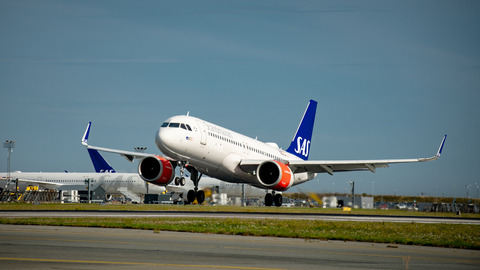 SAS Airbus A320NEO Landing gammel bemaling