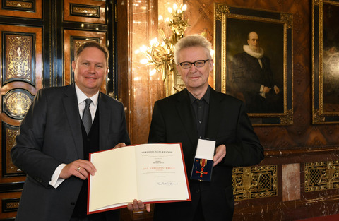 Verleihung des Bundesverdienstordens an Michael Batz