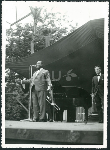 Louis Armstrong, Eddie Shu