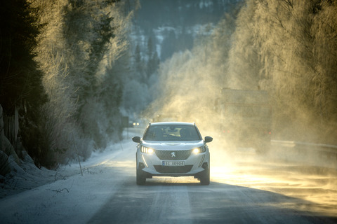 20220126 rekkeviddetest elbil vinter Peugeot e 2008 foto Tomm W Christiansen 15