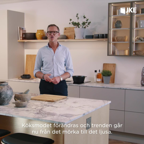 C2   Lyst malet personligt køkken 1:1 (Svensk)