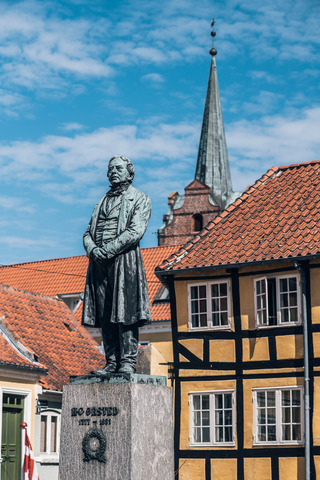 2019 Oersted statue Andreas Bastiansen