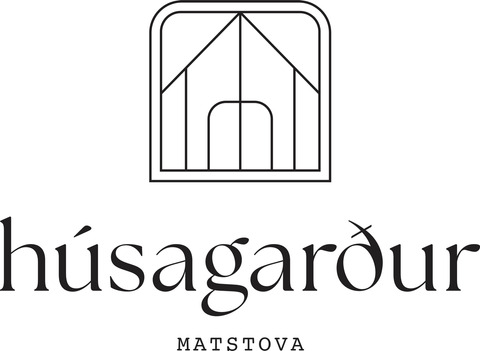 húsagarður_logo_svart_FO