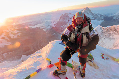BMenschen Nims Purja, Summit 4. Everest