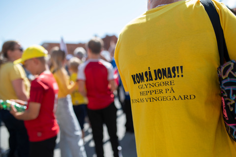 Jonas Vingegaard fejring 270723 (99)