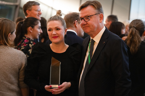 Maija Kauhanen and the Finnish ambassador in Norway 
